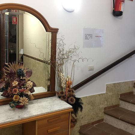 Hostal O Labrador Hotel O Hospital Bagian luar foto