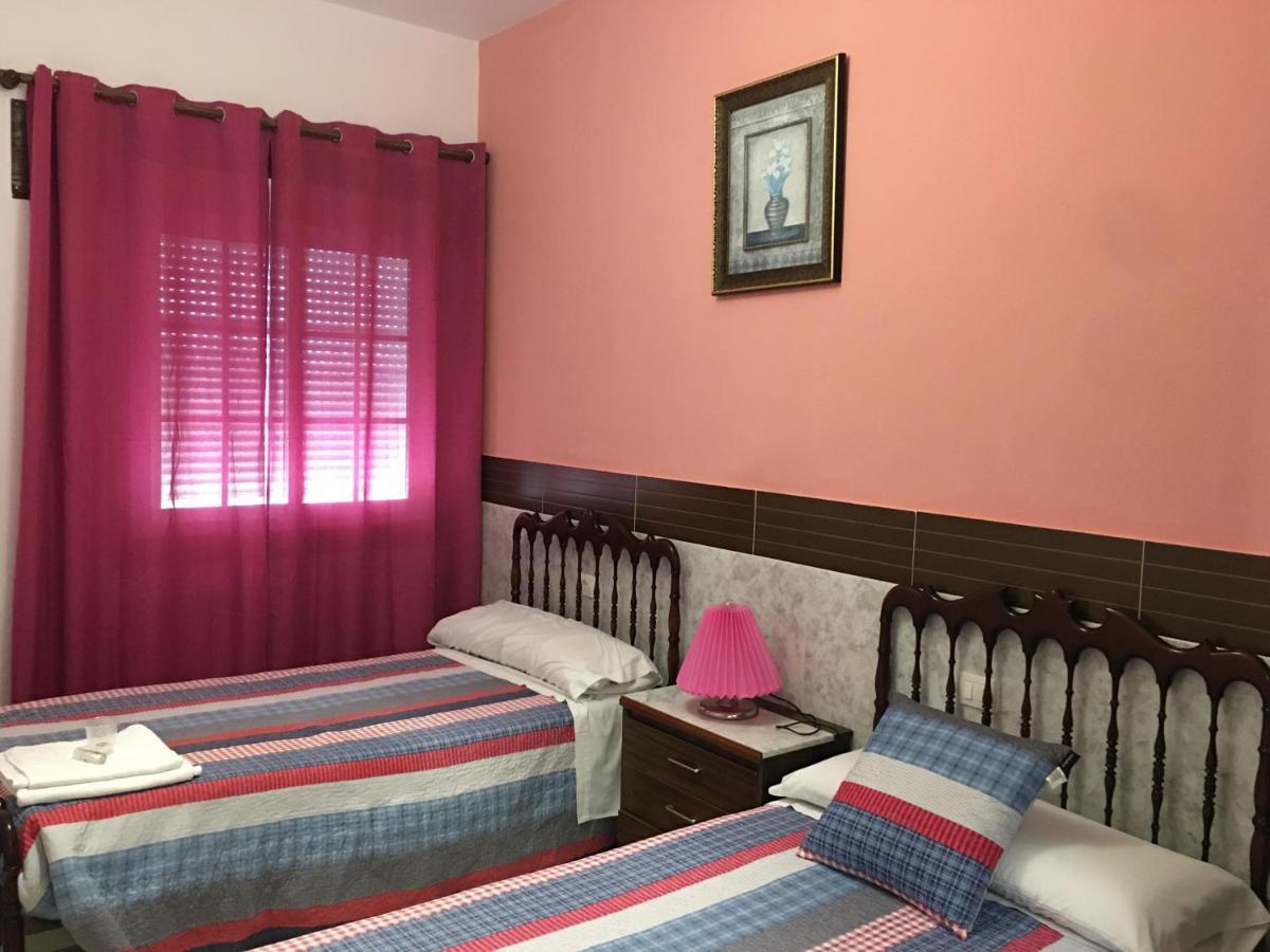 Hostal O Labrador Hotel O Hospital Bagian luar foto