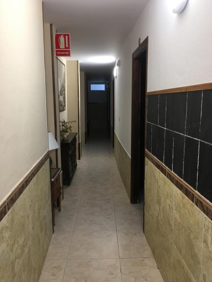 Hostal O Labrador Hotel O Hospital Bagian luar foto