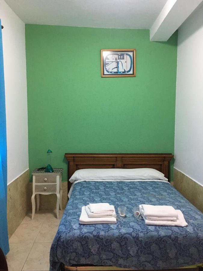 Hostal O Labrador Hotel O Hospital Bagian luar foto